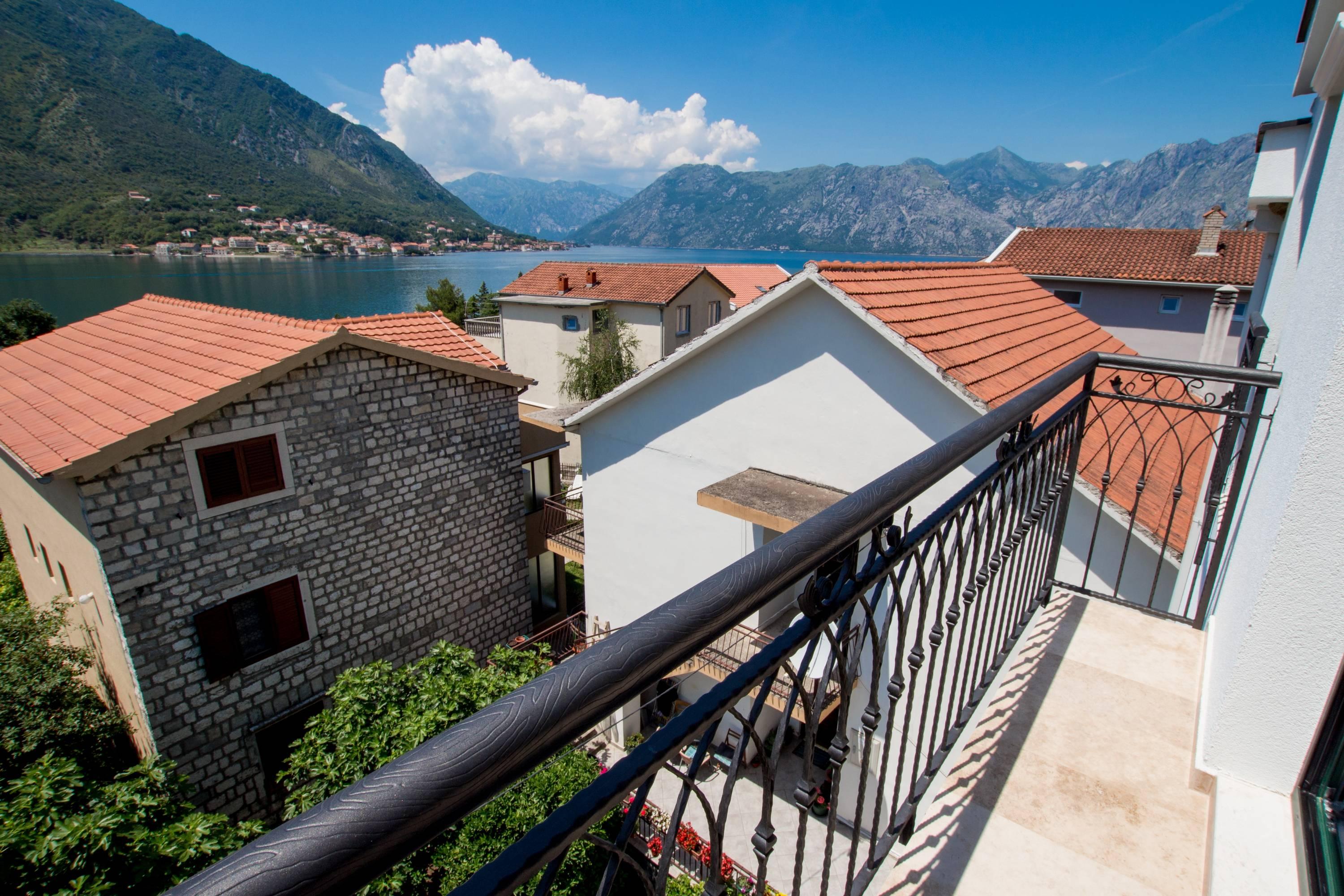 Hotel Alkima Kotor Exterior foto